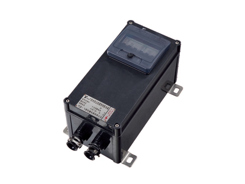 Water dust&corrosion proof circuit breaker